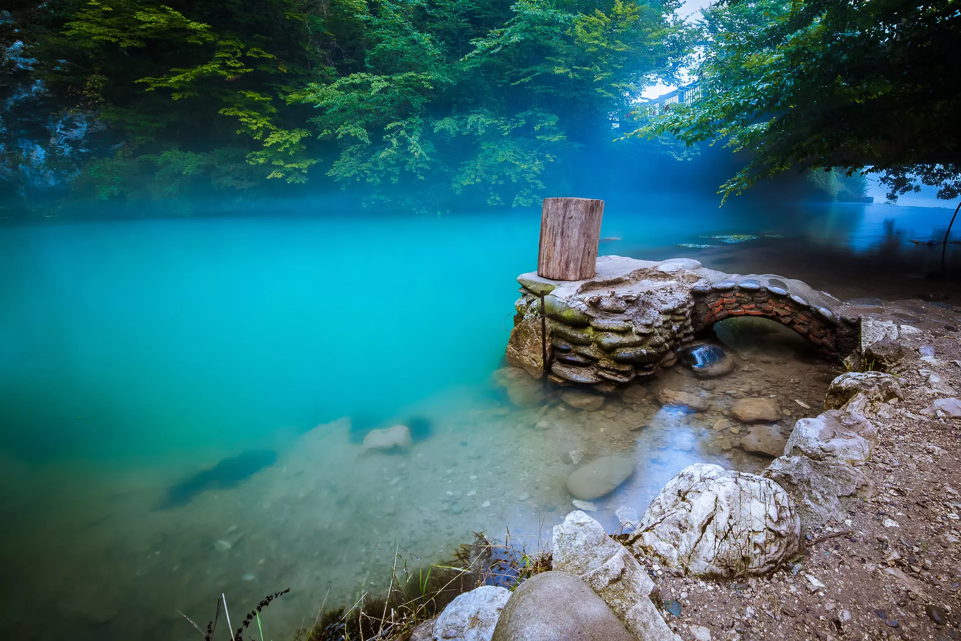 Goluboe ozero Abhaziya